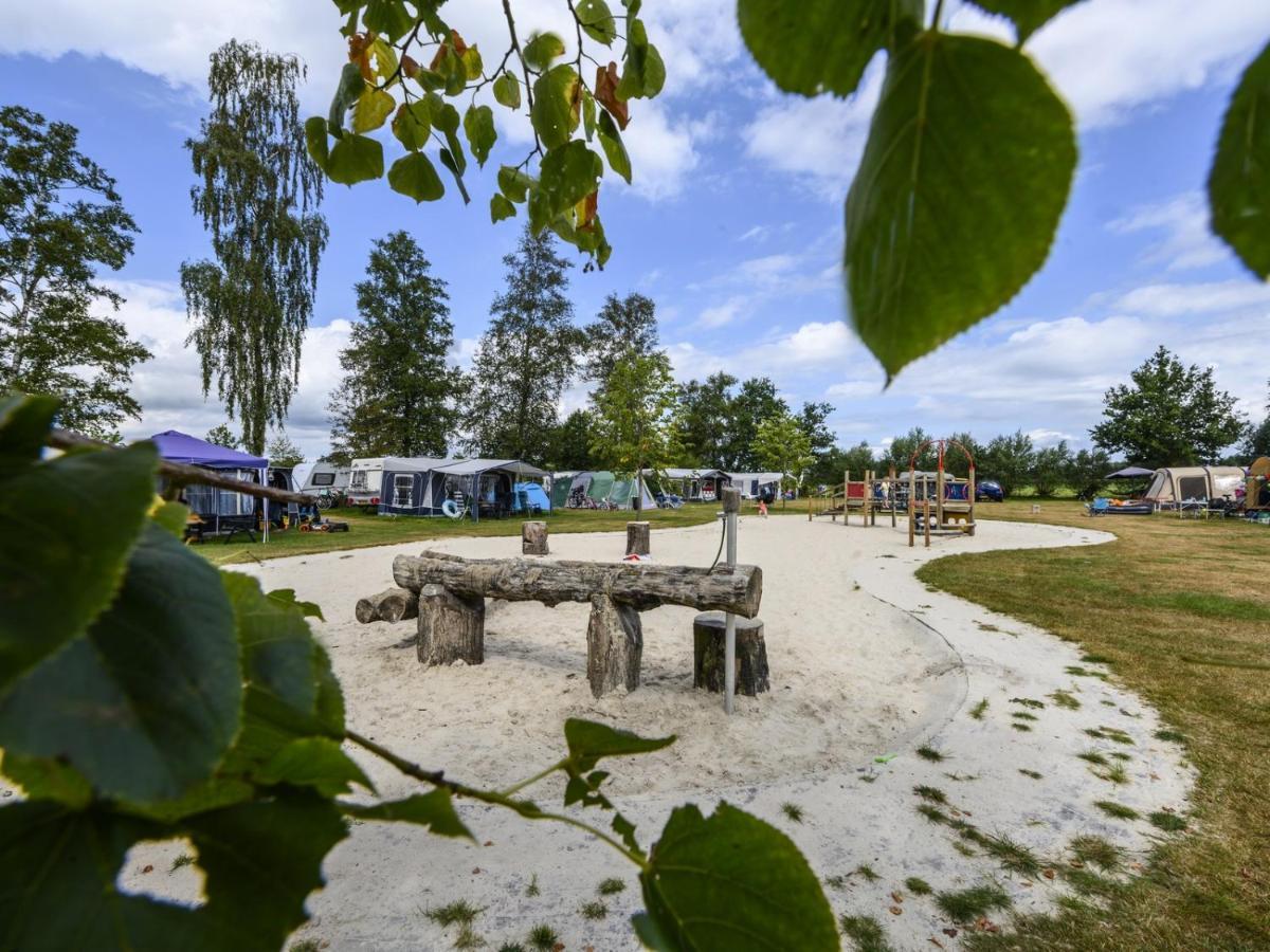 Recreatiepark De Lucht Hotel Renswoude Exterior foto
